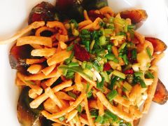 -张大师鸭爪爪特色干锅(南湖店)