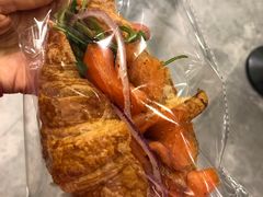 三文鱼牛角-PAPER STONE BAKERY(天汇广场店)