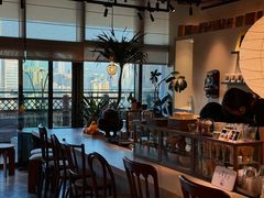 -luutosa  cafe & tea 鹿兔山