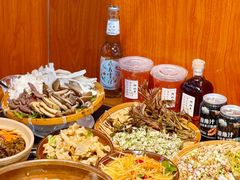 -阿山卓·野生菌火锅·纳西火塘烤肉