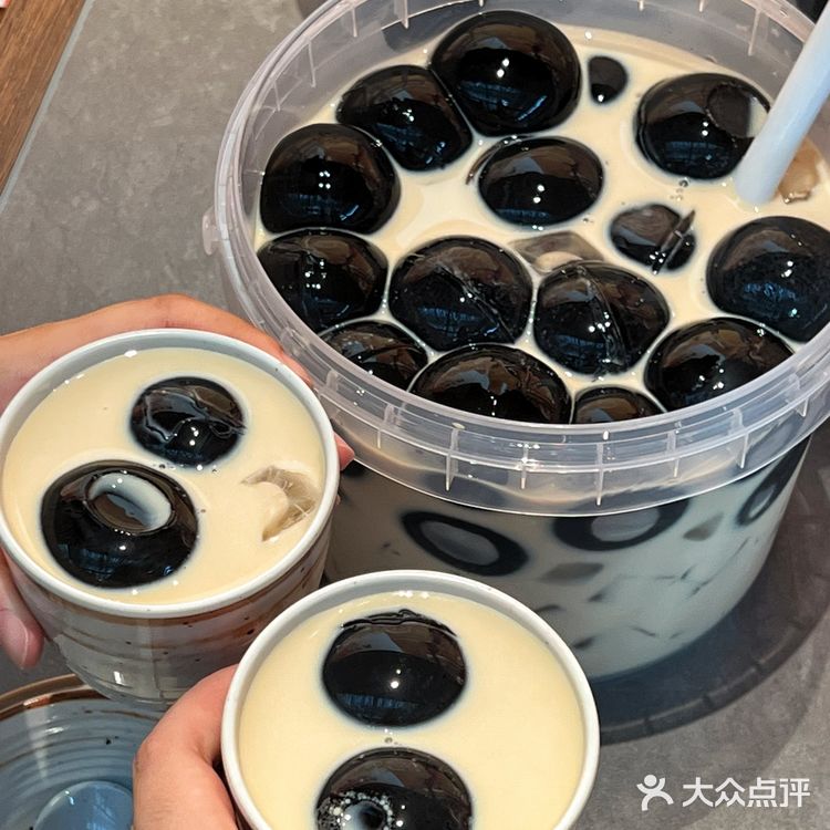 沈阳超正宗的山东菜馆！xxxl号奶茶绝了！