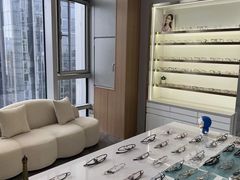 -视野联行眼镜·蔡司·控优点授权(长白万象汇店)