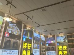 -冶建镜子·老南昌大排档·江西虾王(总店)