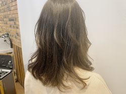 -PE SALON