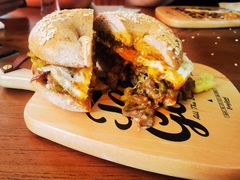 -Catch Bagel(芳草地店)