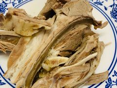 -马克力木手抓炕锅烤羊肉(盐湖一小区店)