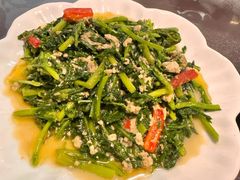 -巍山𤆵肉饵丝
