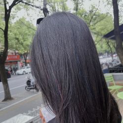 -曼都发型