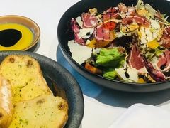 餐前面包-Erman岩烧牛排(虹桥南丰城店)