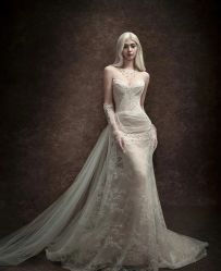 -Renee芮亦婚纱