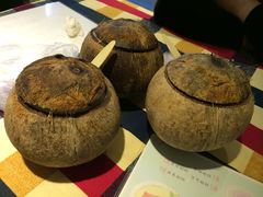 -志龙皇冠吃货椰子铺
