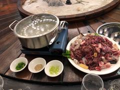 -皇马海口湾海景酒店(万绿园秀英港店)