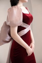 -洋洋婚纱品牌集合店