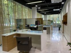 -CARR SALON