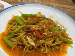 -清真·玛丽亚新疆菜主题餐厅(浙江中路店)