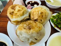 -宝瑞门钉肉饼店