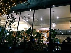 -樾餐厅泰式海鲜火锅(民歌湖店)