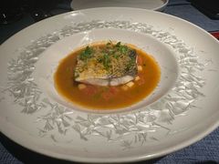 东海黄鱼配春笋-弦月窗LUNETTE BY AMANDA(复兴路店)