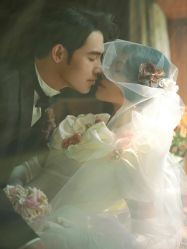 点击看大图 -至臻微拉婚纱摄影