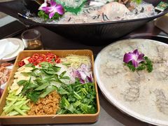 -官塘陈记鱼生·潮汕砂锅粥·牛肉火锅(潮枫路总店)