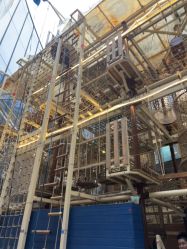 -PIPIKINGDOM皮皮王国欢乐号(欢乐海岸购物中心店)