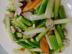 芦笋炒草菇-新恬乐大酒家(沧达大厦店)
