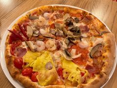 -城市大道红炉披萨烘焙坊