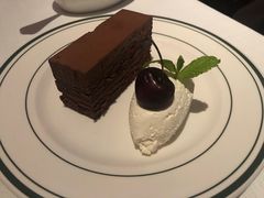 -Wolfgang’s Steakhouse 沃夫冈牛排馆(上海白玉兰广场店)