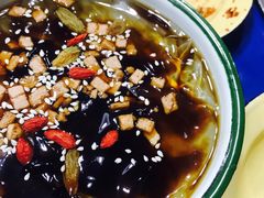 -马路边边·成都串串(翠柏路店)