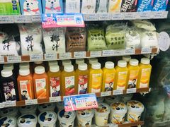 -全家便利店(东直门店)