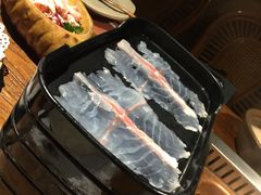 -老牌坊云南鱼豆花火锅(嵩山店)