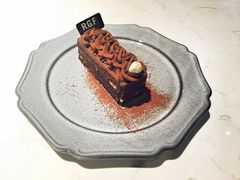 温哥华黑巧克力-RGF(巨鹿路店)