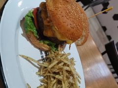 -HELLO 27 意面·沙拉·帕尼尼