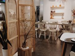 -露露家咖啡店