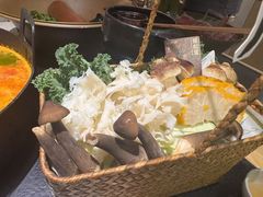 菌菇F4-山缓缓火锅(苏州仁恒仓街店)