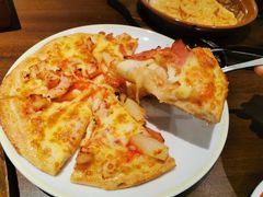 培根鸡肉双拼披萨-萨莉亚意式餐厅(杭州滨江天街店)