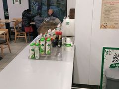 -老乡鸡(滨湖假日店)