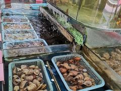 -鑫悦楼煎蟹·16年海鲜大排档