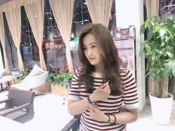 -CARR SALON
