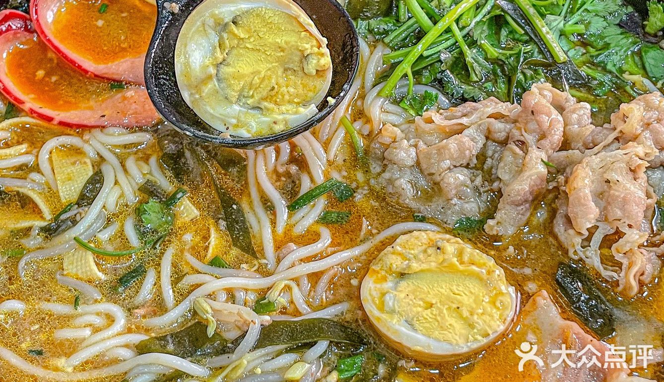 不愧是食神调过的港式米线🍜，好吃！！