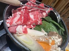 牛肉泡菜锅-小句号·精致料理(江南环球港店)