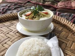 -乌托邦酒吧和餐厅