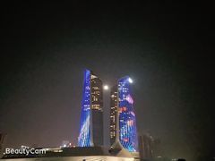 -南京眼步行桥
