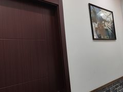 -茸梅路右拐龙虾-农家菜(松江店)