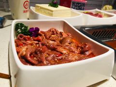 -海底捞火锅鲜切牛肉主题店(长寿路店)
