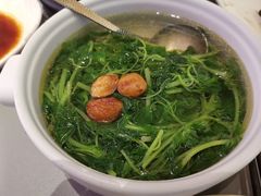 鸡汤时蔬-桂满陇·手作小笼包&江南叫花鸡(中山公园店)
