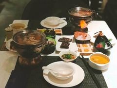 -半岛翡丽海鲜自助餐厅(观风亭店)