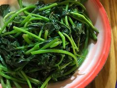 -老三样·美食研究中心(世贸路店)