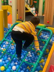 -莫莉幻想儿童乐园(武汉经开永旺店)