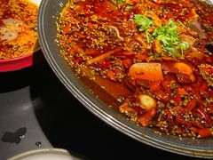 -麻六记(凤凰汇店)